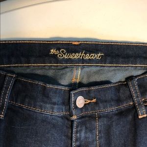 Old Navy sweetheart jeans
